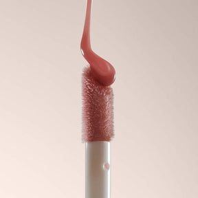 Dream Lip Oil for Moisturizing Sheer Coverage in Soft Mauve