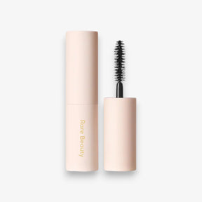 Perfect Strokes Universal Volumizing Mascara